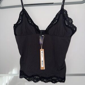 SKIMS fits everybody lace cami